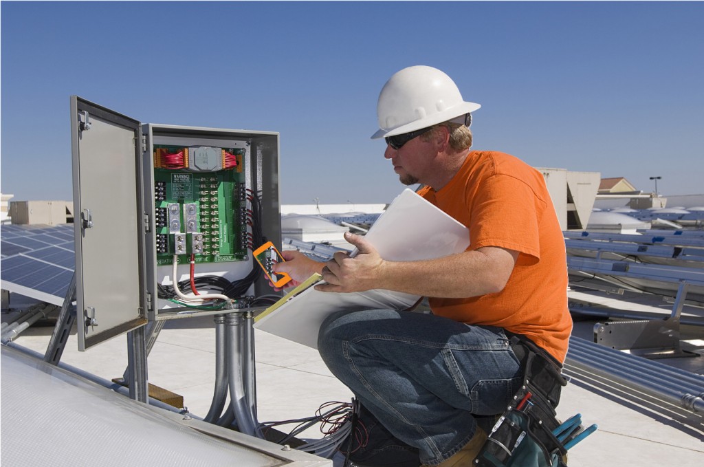 Top 5 Reasons To Hire A Telecom Field Service Engineer